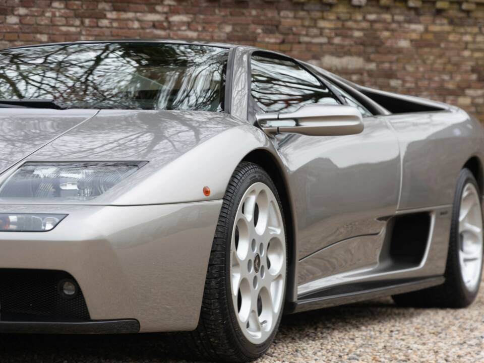 Imagen 20/50 de Lamborghini Diablo VT 6.0 (2001)