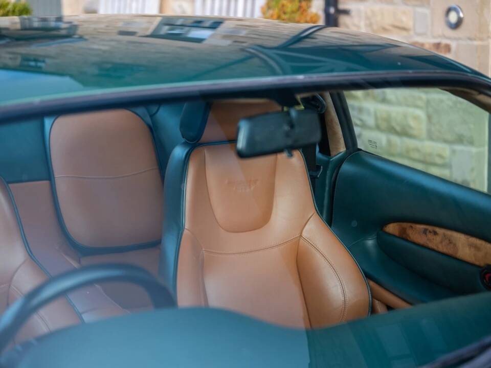 Image 12/27 de Aston Martin DB 7 Vantage (1999)