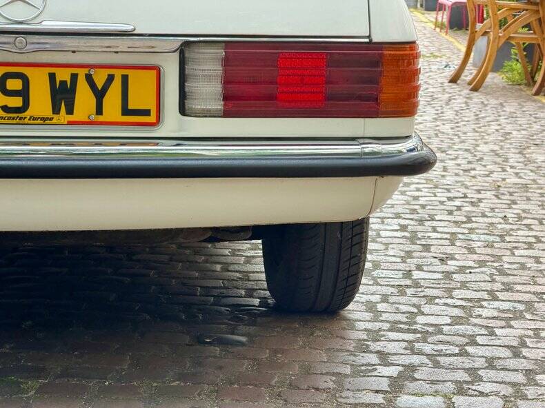 Image 19/50 of Mercedes-Benz 280 SL (1984)