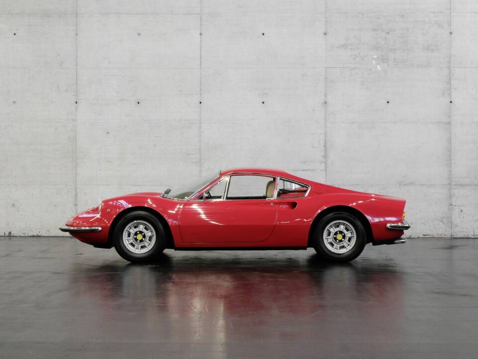 Bild 19/50 von Ferrari Dino 246 GT (1969)