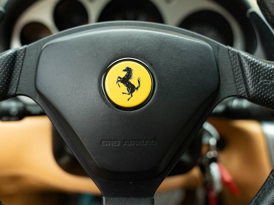 Bild 48/50 von Ferrari F 360 Modena (2002)