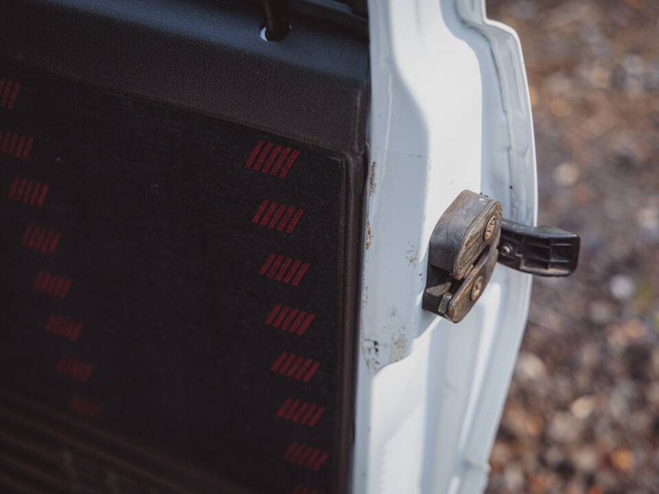 Image 23/42 of FIAT Uno Turbo i.e. (1987)