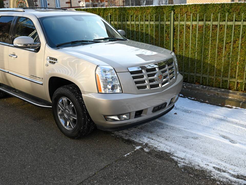 Immagine 8/16 di Cadillac Escalade (2012)