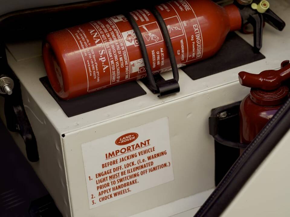 Image 9/32 of Land Rover Defender 130 Td5 Crew Cab (1999)