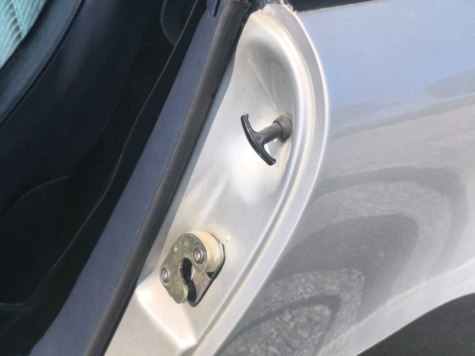 Image 39/40 de Porsche 911 Carrera 3.2 (1986)