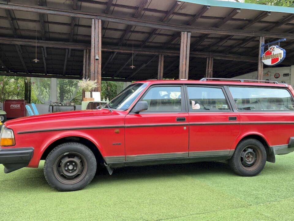 Bild 3/48 von Volvo 245 Super Polar (1992)