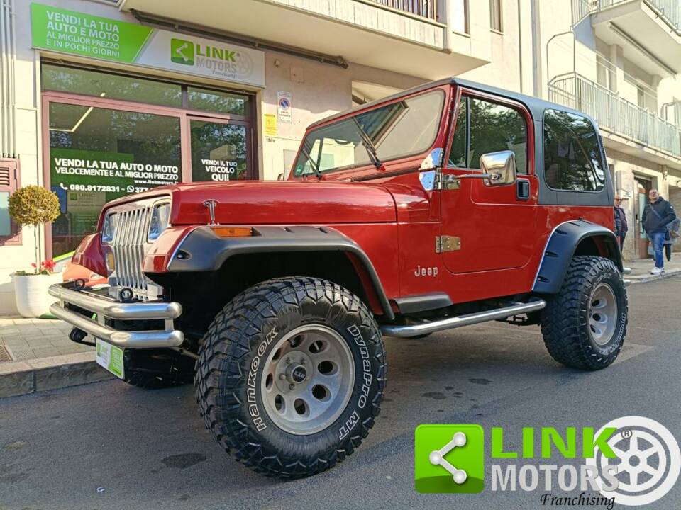 Image 5/10 of Jeep Wrangler 2.5L (1992)