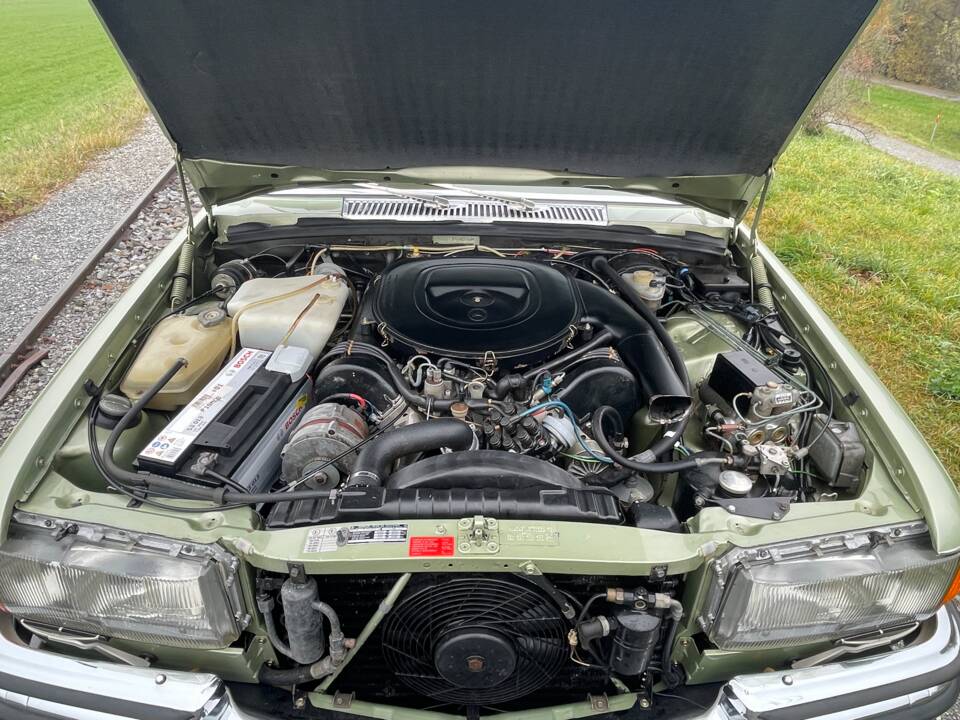 Bild 11/45 von Mercedes-Benz 450 SEL 6,9 (1978)