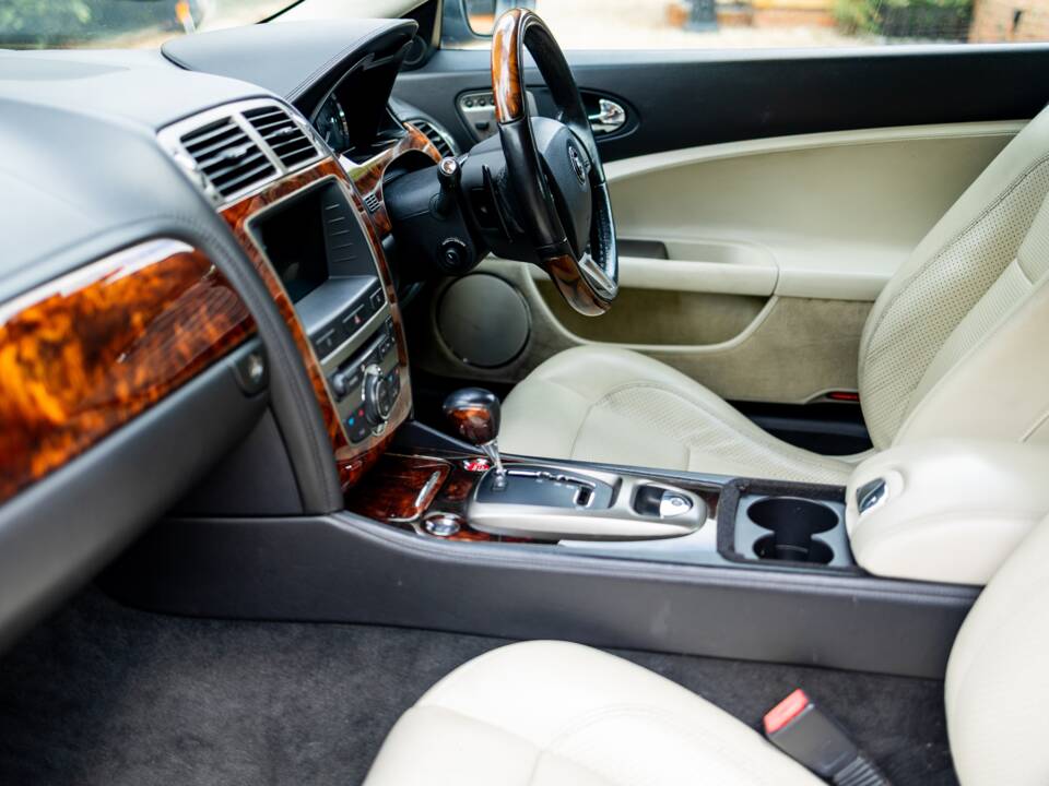 Bild 45/49 von Jaguar XK 4.2 (2006)