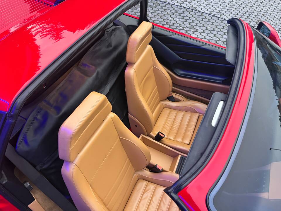 Imagen 23/23 de Ferrari 348 TS (1992)