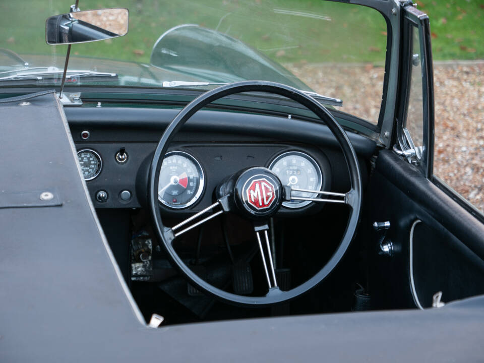 Bild 7/7 von MG Midget (1965)