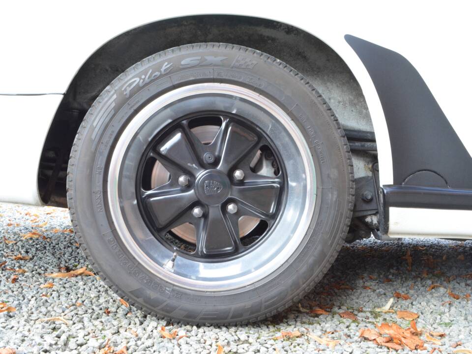 Bild 15/15 von Porsche 911 Carrera 3.2 (1986)