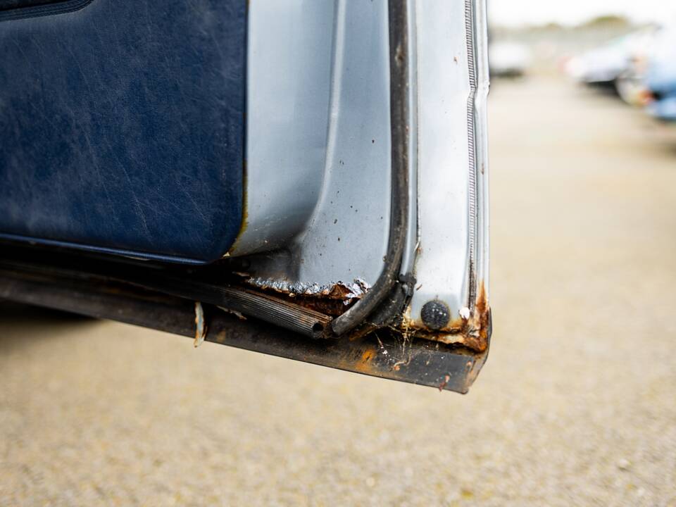 Bild 28/50 von Mercedes-Benz 280 TE (1983)