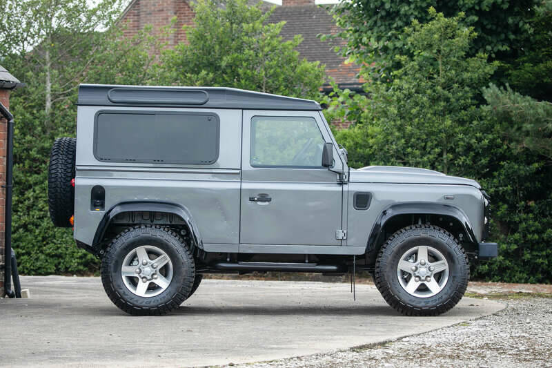 Bild 5/50 von Land Rover Defender 90 (2015)