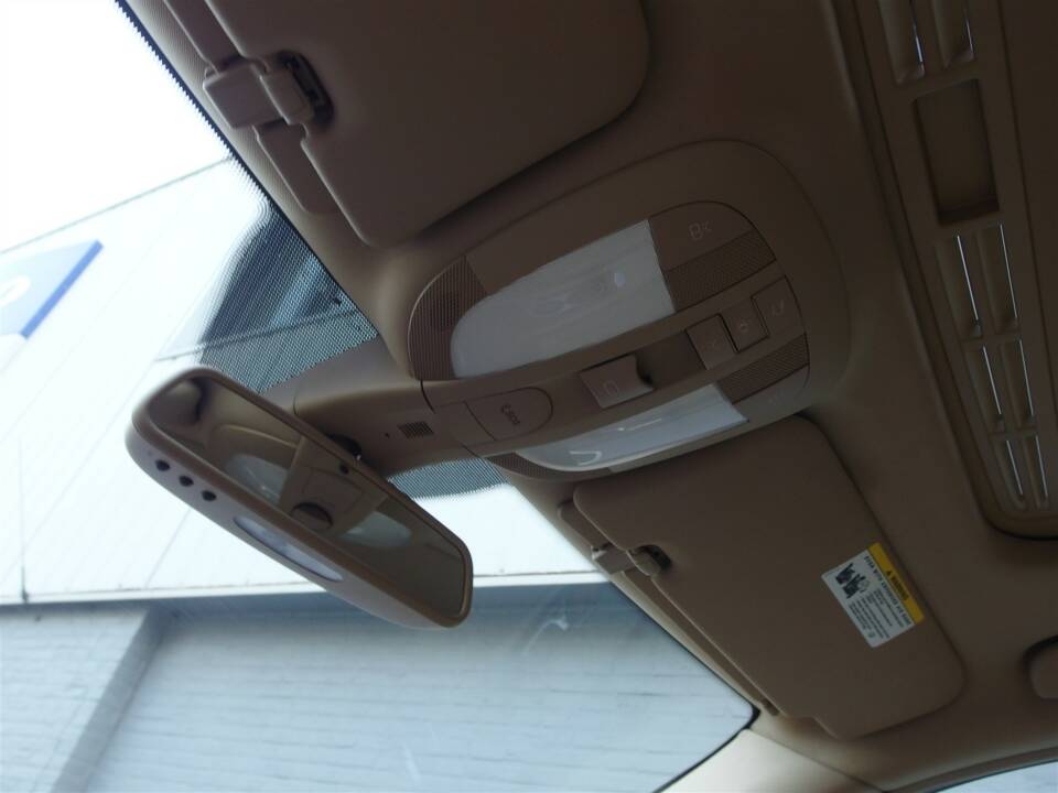 Bild 43/98 von Mercedes-Benz GL 450 4MATIC (2007)