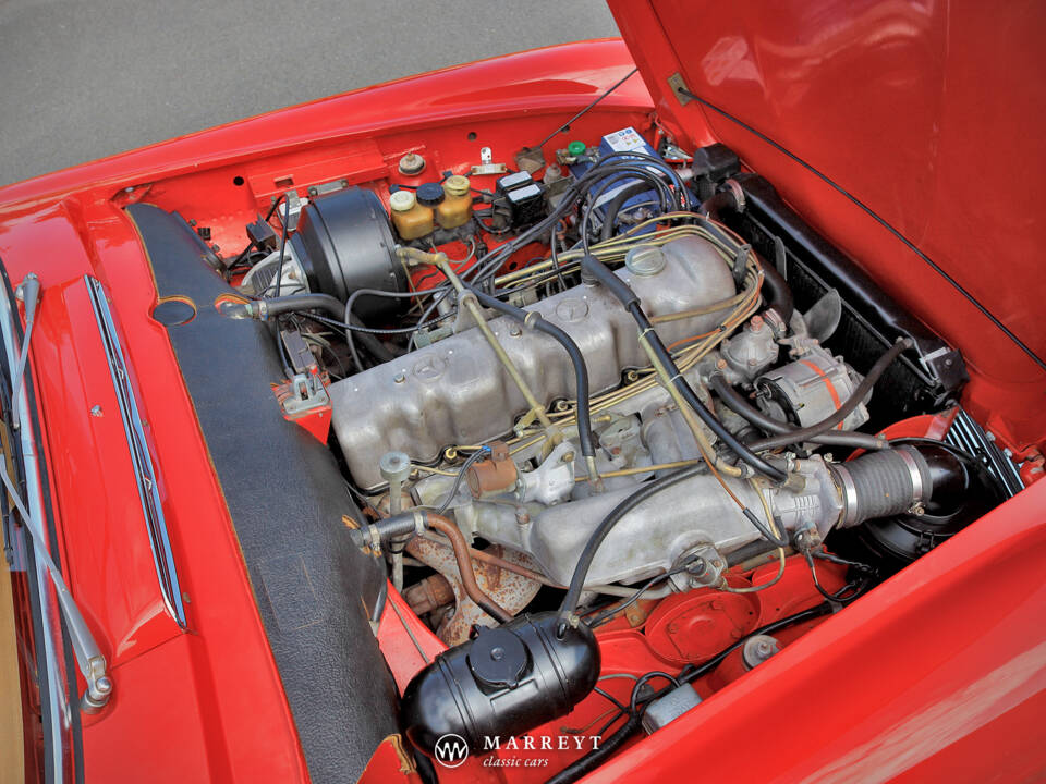 Image 63/70 of Mercedes-Benz 280 SL (1969)