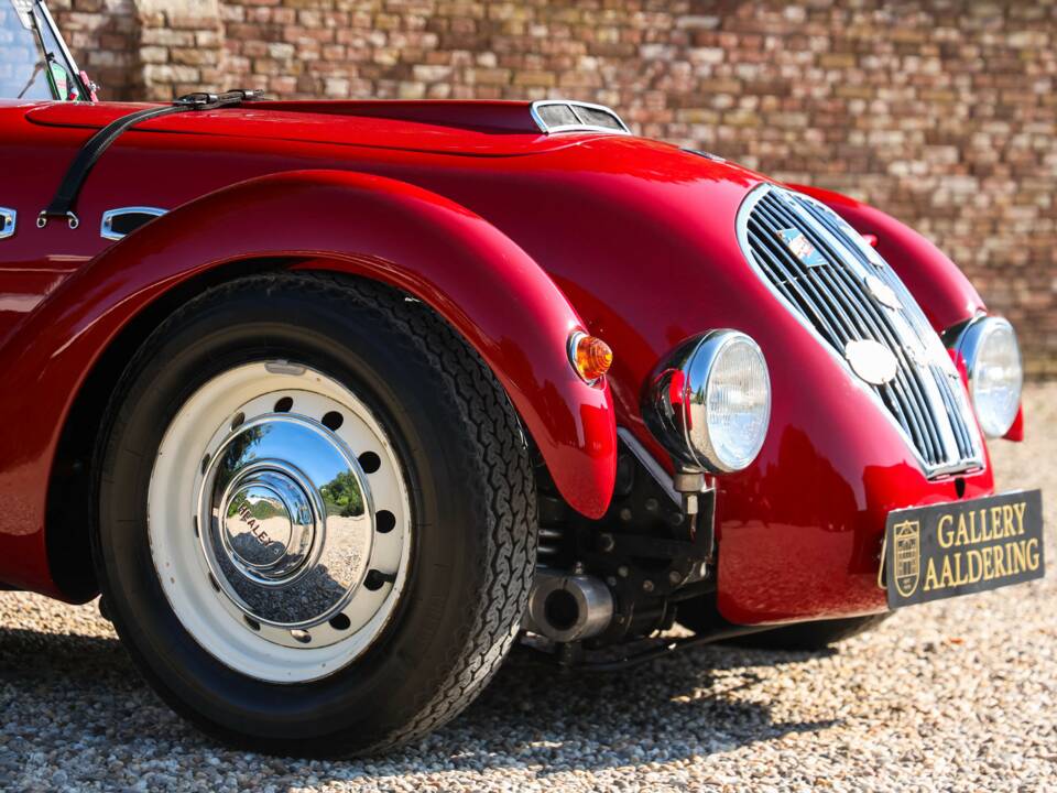 Image 30/50 of Healey Silverstone (1950)