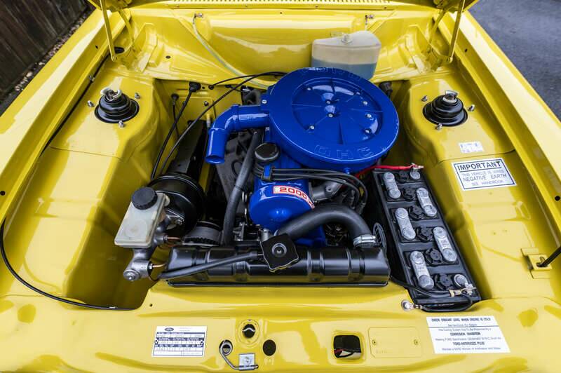 Image 3/50 of Ford Escort RS 2000 (1975)