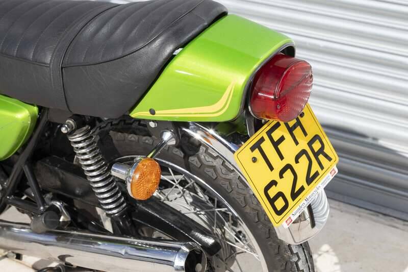Image 17/37 of Kawasaki KH 250 (1977)