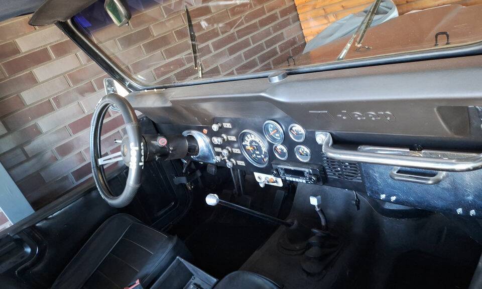 Imagen 7/8 de Jeep CJ-7 (1977)