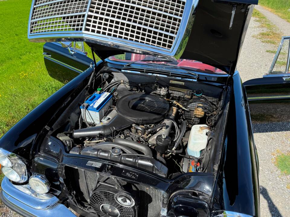 Bild 38/73 von Mercedes-Benz 280 SE 3,5 (1970)