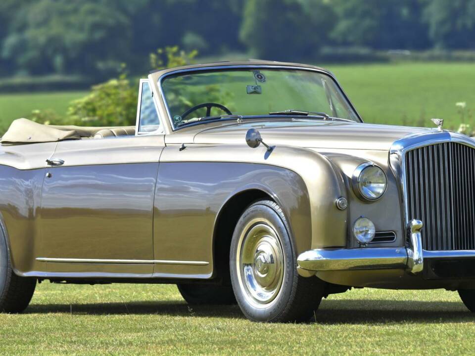 Bild 5/50 von Bentley S 1 Continental Drophead Coupé (1958)