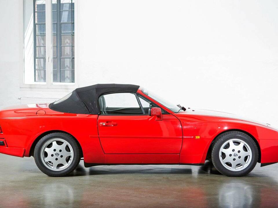 Afbeelding 8/20 van Porsche 944 S2 (1990)