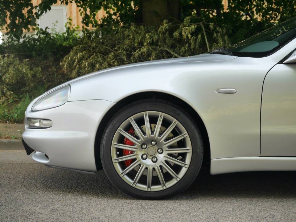 Bild 8/24 von Maserati 4200 (2003)