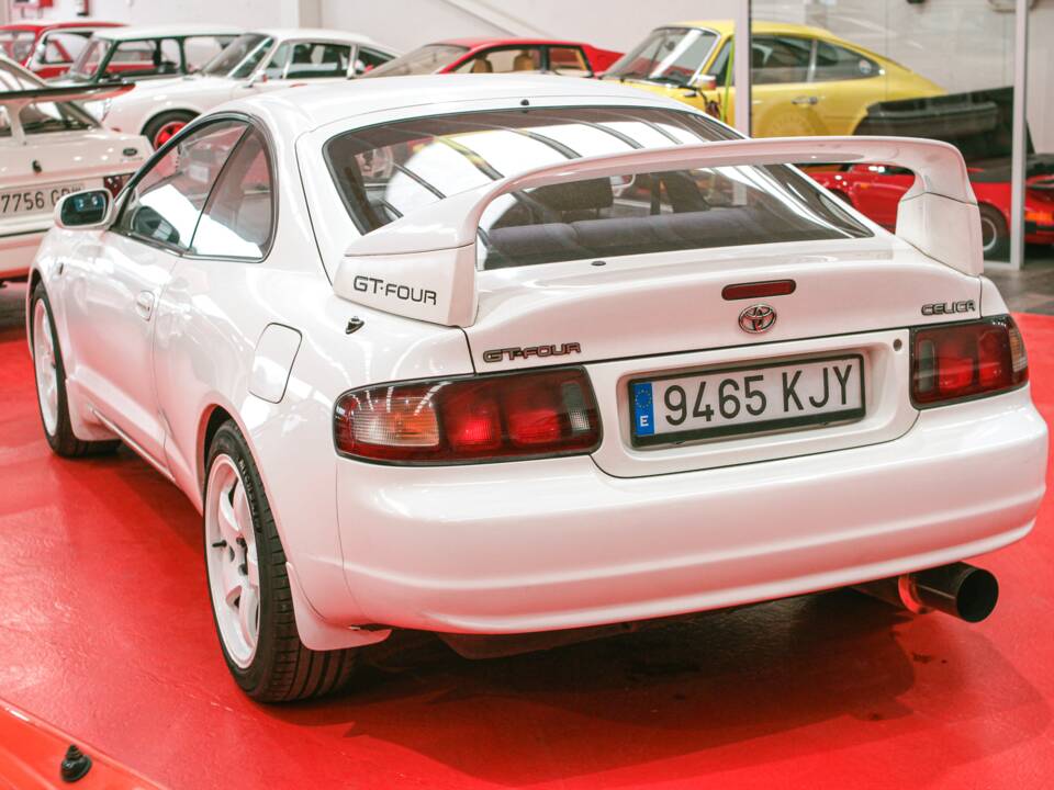 Imagen 13/33 de Toyota Celica GT-Four (1997)