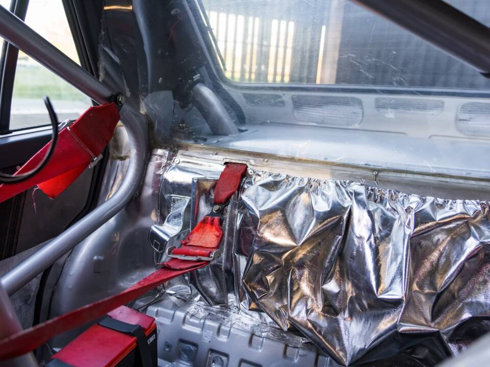 Image 9/10 of Lancia Delta HF Integrale (1991)