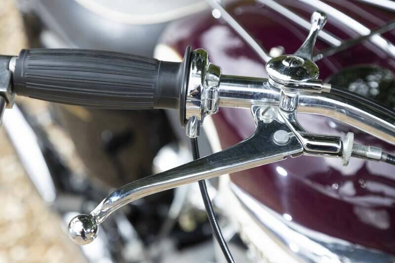 Image 18/45 of Triumph Bonneville T120TT (1967)
