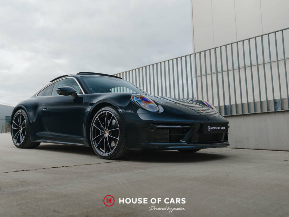 Imagen 4/50 de Porsche 911 Carrera 4S &quot;Belgian Legend Edition&quot; (2020)