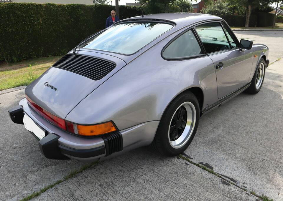 Bild 8/8 von Porsche 911 Carrera 3.2 (1989)