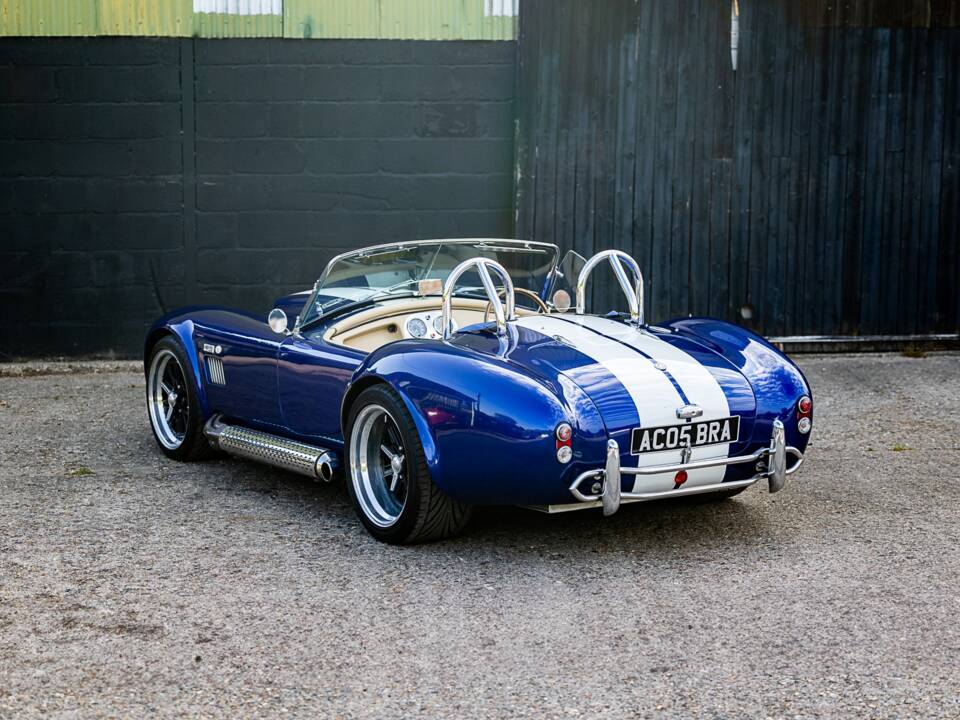 Image 31/50 of Dax Cobra (2005)
