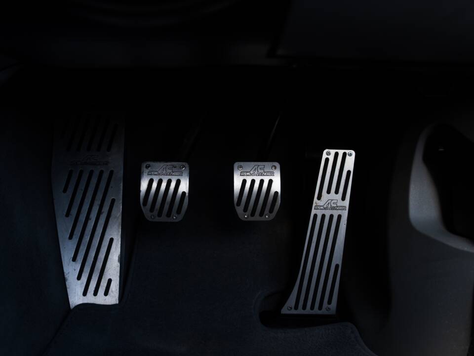 Immagine 38/70 di BMW M3 (2004)