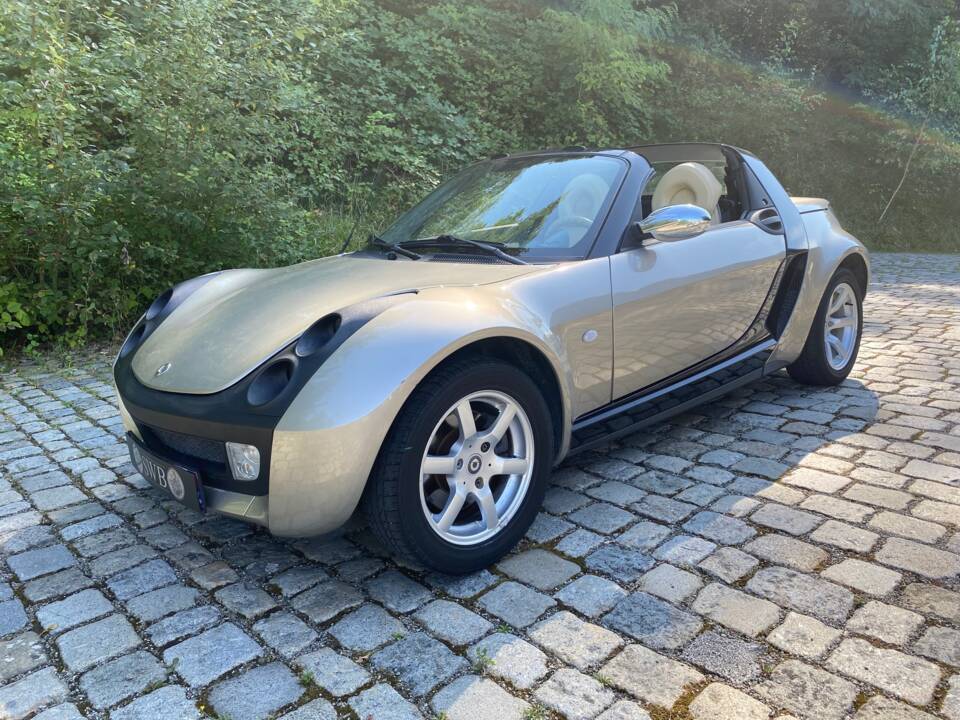 Image 2/18 of Smart Roadster (2004)