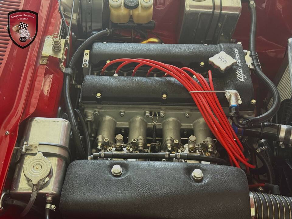 Immagine 41/53 di Alfa Romeo Giulia GT 1300 Junior (1970)