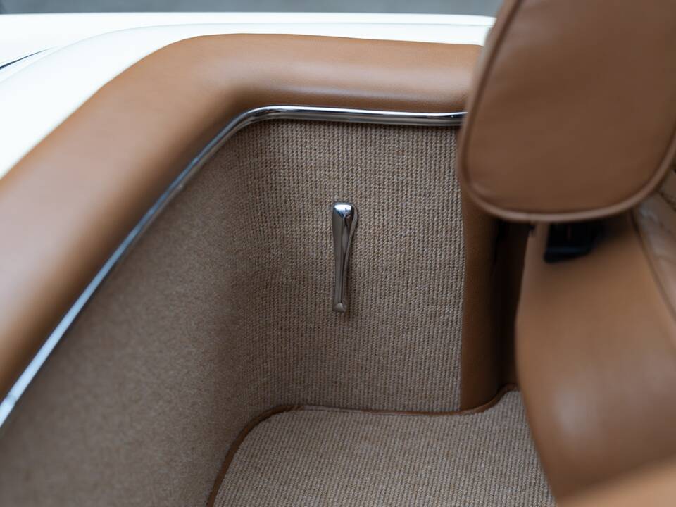 Image 38/41 of Mercedes-Benz 280 SL (1969)