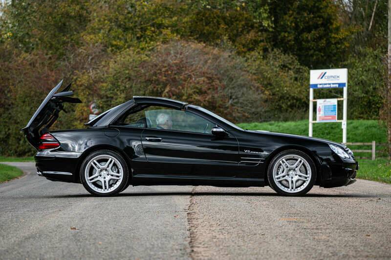 Bild 15/50 von Mercedes-Benz SL 55 AMG (2004)