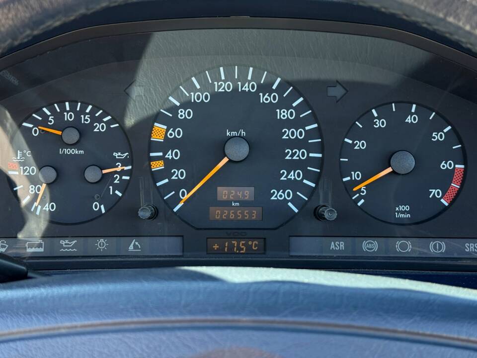 Image 23/24 de Mercedes-Benz 500 SL (1992)