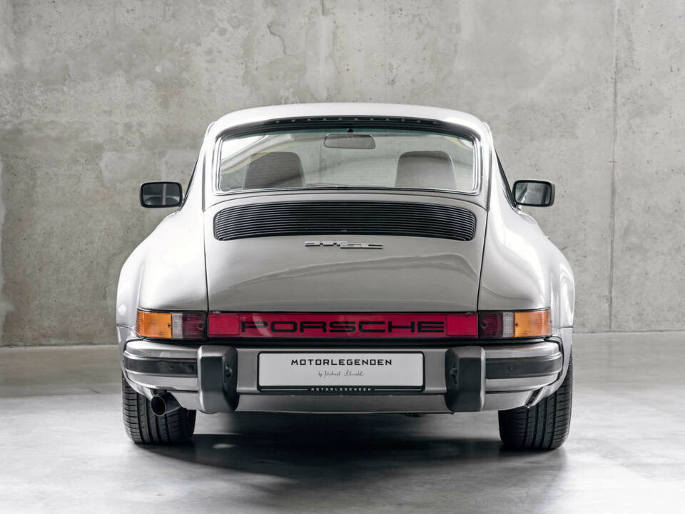 Imagen 6/9 de Porsche 911 SC 3.0 &quot;50 Jahre Porsche&quot; (1981)