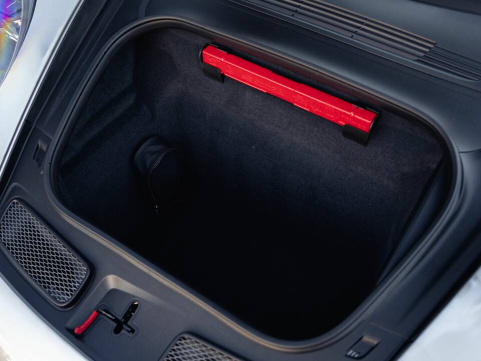 Imagen 76/80 de Porsche 911 S/T (2023)