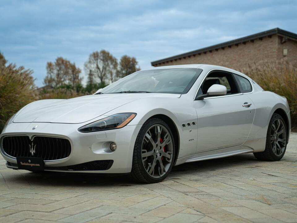 Afbeelding 10/50 van Maserati GranTurismo S (2009)