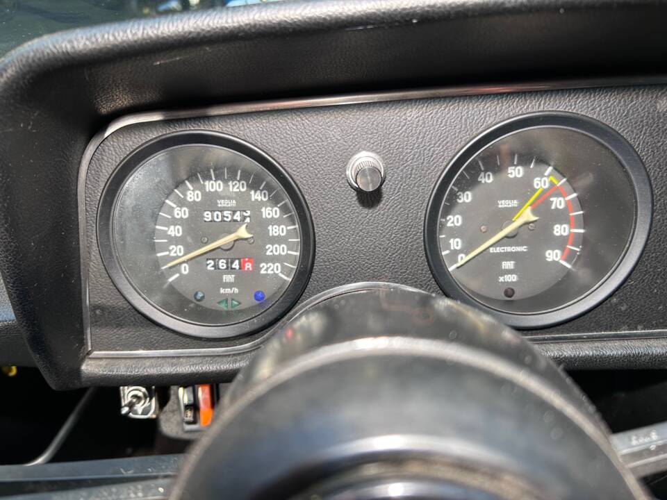 Bild 23/32 von FIAT 124 Sport Coupe (1971)