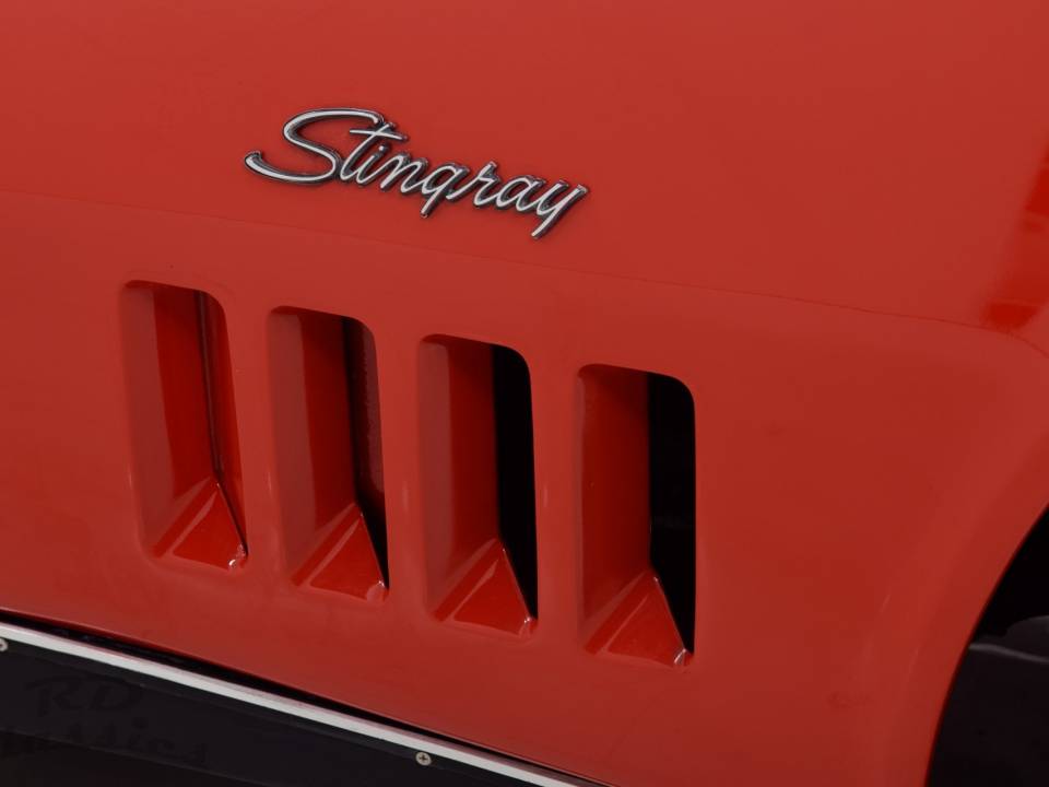 Image 14/42 of Chevrolet Corvette Stingray (1969)