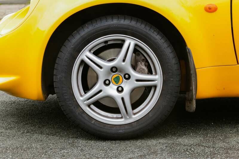 Image 15/50 of Lotus Elise 111 (1998)