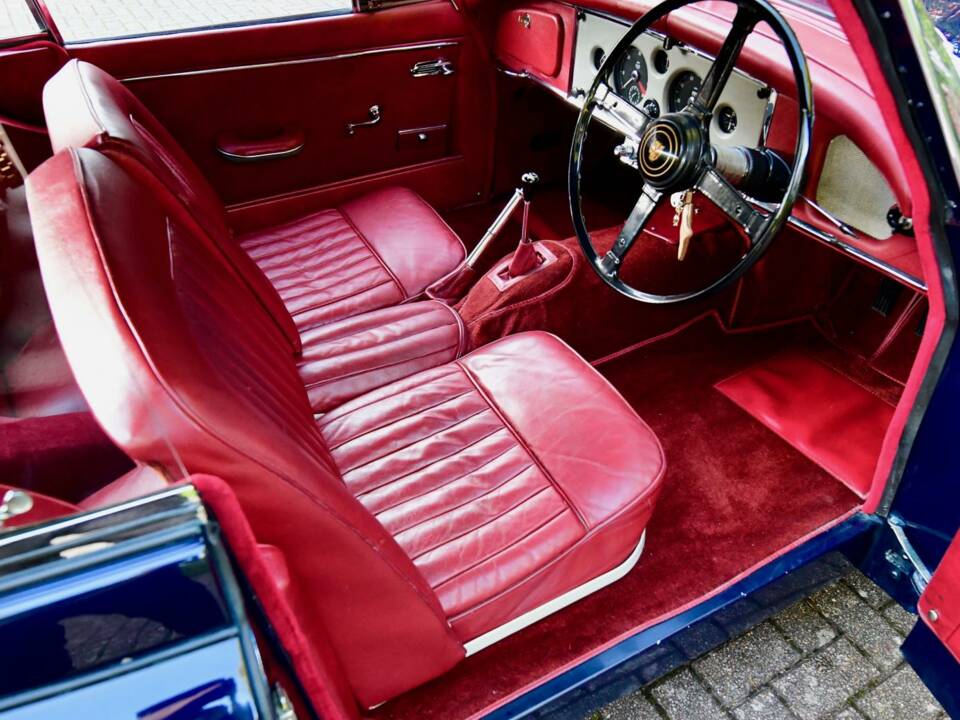 Image 39/50 of Jaguar XK 150 FHC (1959)