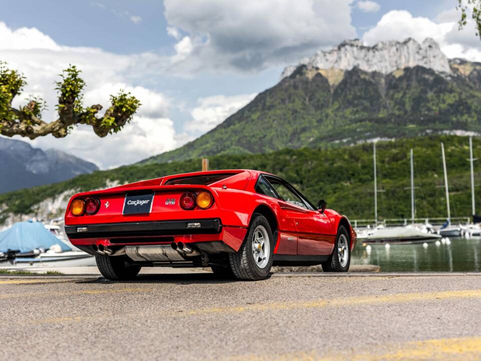 Image 2/16 of Ferrari 308 GTB (1976)