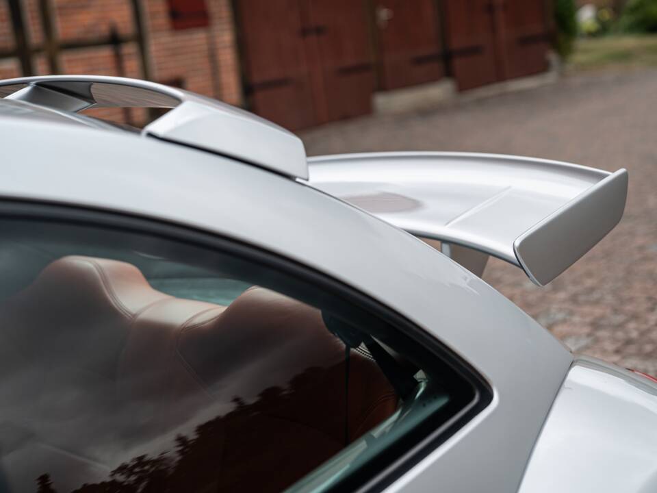 Image 14/48 of Volkswagen New Beetle RSI (2003)