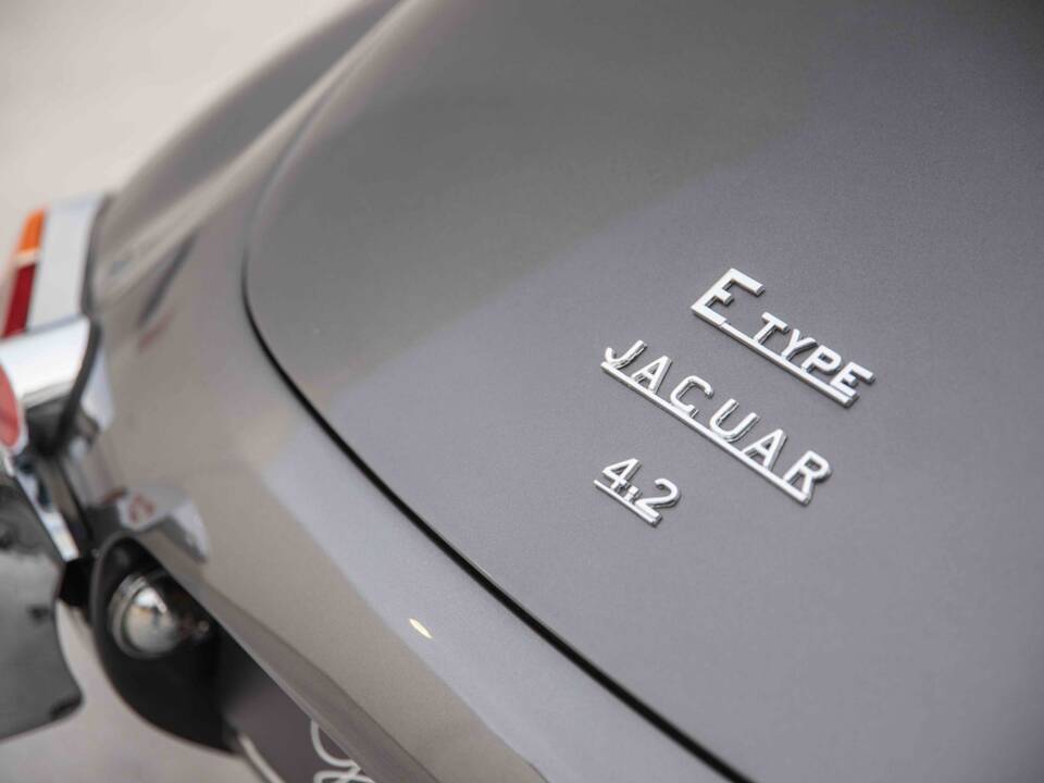 Immagine 40/88 di Jaguar E-Type (2+2) (1968)